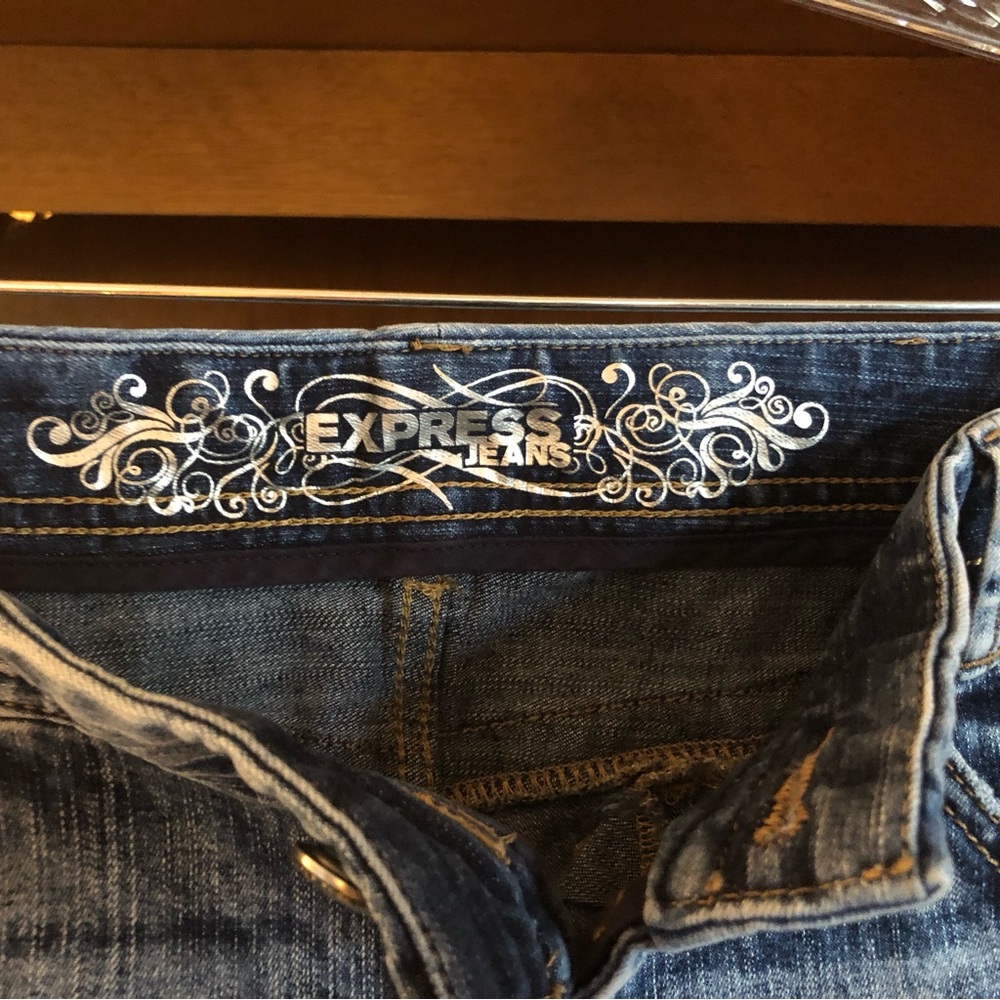 EUC Express  Blue Denim Shorts - Picture 3 of 4